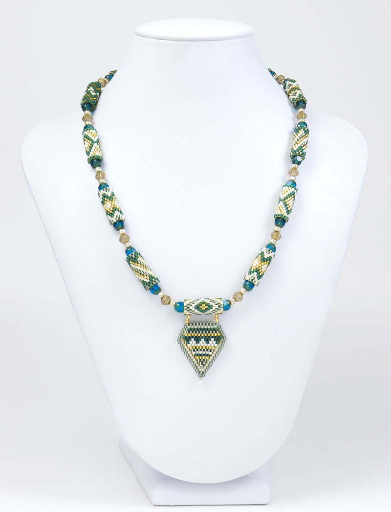 Ethnic Necklace Green
