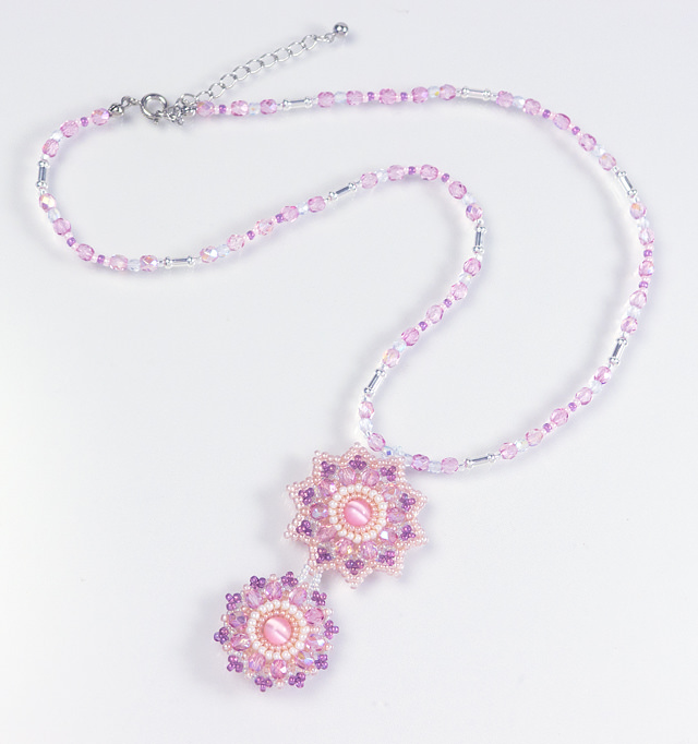 Spring Flower Necklace - light pink