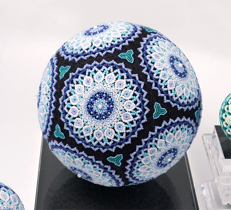 Large Size Dewdrop Beaded Temari