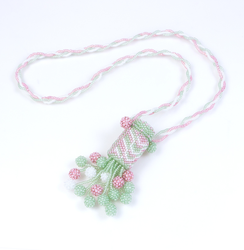 Feel of Spring Necklace